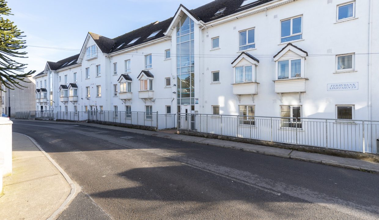 Apt_32_Ferrybank-1