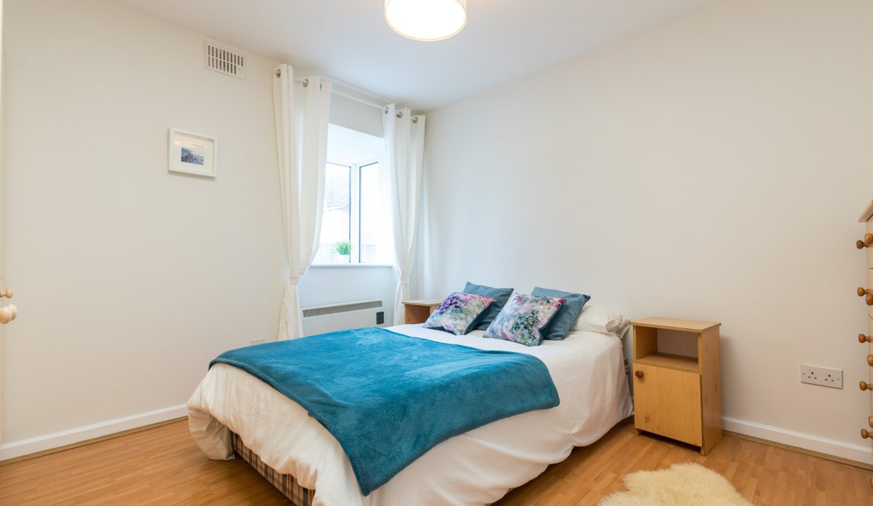 Apt_32_Ferrybank-15