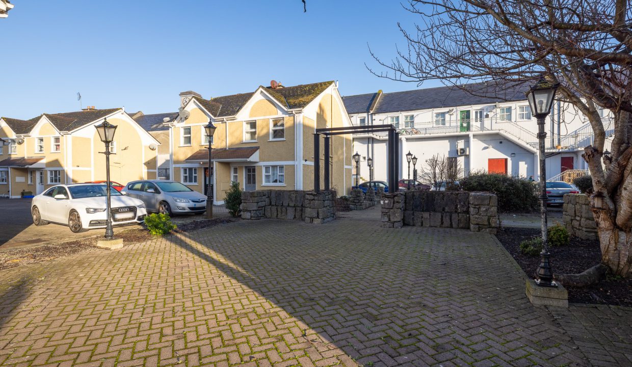 2_Hanover_Court-4